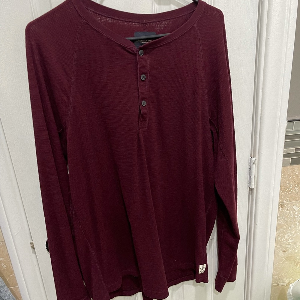 American eagle long sleeve shirt. Large